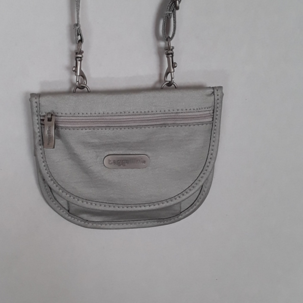 BAGGALLINI CROSSOVER SMALL PURSE